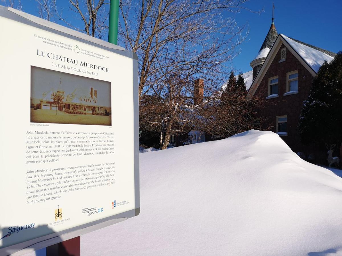 Chateau Murdock Gite Et Esthetique 1950 Chicoutimi Kültér fotó
